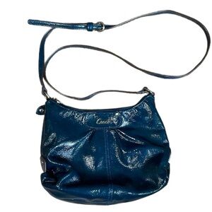 GUC 2000s Coach Patent Blue Bag
